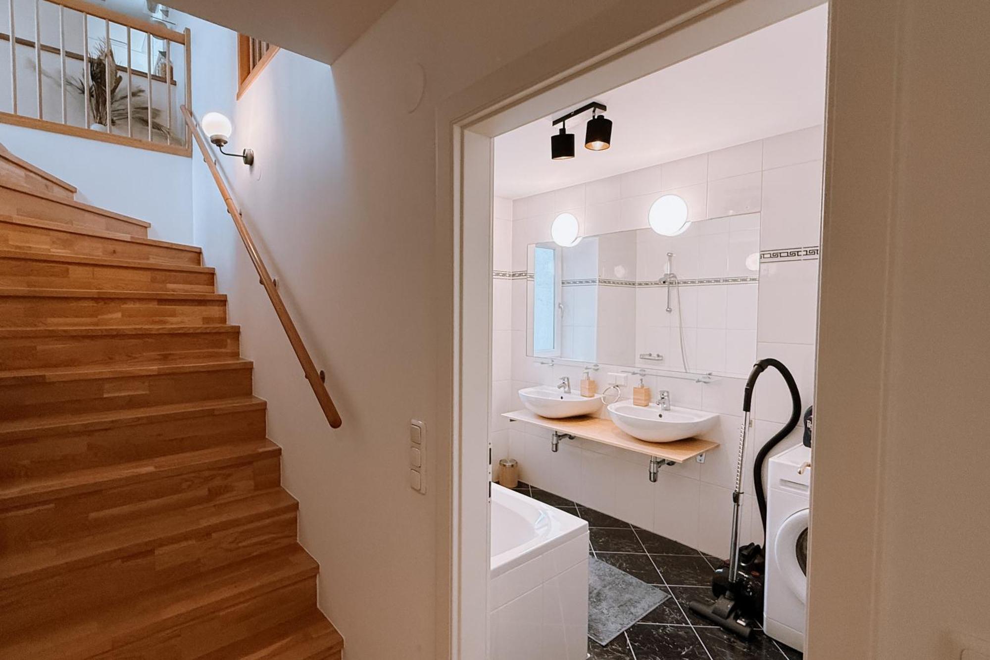 90Qm, 3 Bedrooms, Near Schoenbrunn, Balcony - Axara Housing 维也纳 外观 照片